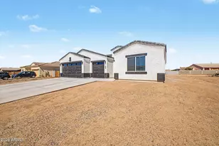 15981 S Stevens Pl, Arizona City, AZ 85123 - Photo 25