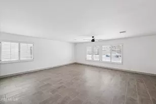 4446 E Coconino St, Phoenix, AZ 85044 - Photo 5