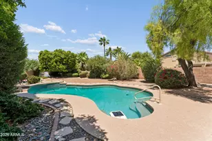 860 N Woodburne Dr, Chandler, AZ 85224 - Photo 51