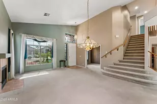 860 N Woodburne Dr, Chandler, AZ 85224 - Photo 11