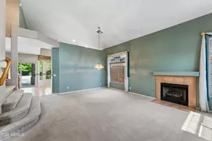 860 N Woodburne Dr, Chandler, AZ 85224 - Photo 13