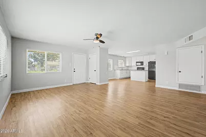 5938 W Ocotillo Road, Glendale, AZ 85301 - Photo 7