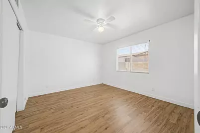 5938 W Ocotillo Road, Glendale, AZ 85301 - Photo 11