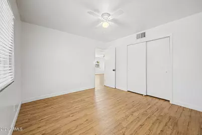 5938 W Ocotillo Road, Glendale, AZ 85301 - Photo 9