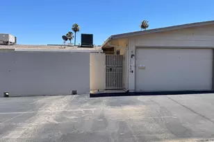 17456 N Del Webb Blvd, Sun City, AZ 85373 - Photo 19