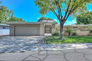 10314 W Spanish Moss Ln, Sun City, AZ 85373 - Photo 1