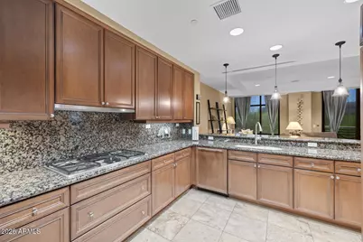 2211 E Camelback Road #Unit 207, Phoenix, AZ 85016 - Photo 5