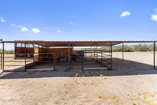 27755 S Clydesdale Ave, Congress, AZ 85332 - Photo 37