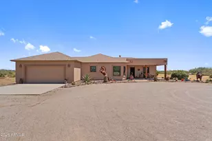 27755 S Clydesdale Ave, Congress, AZ 85332 - Photo 1