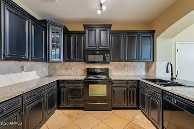29104 N 124th Drive, Peoria, AZ 85383 - Photo 15