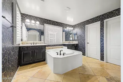 29104 N 124th Drive, Peoria, AZ 85383 - Photo 7