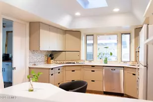 2107 S Ventura Dr, Tempe, AZ 85282 - Photo 3