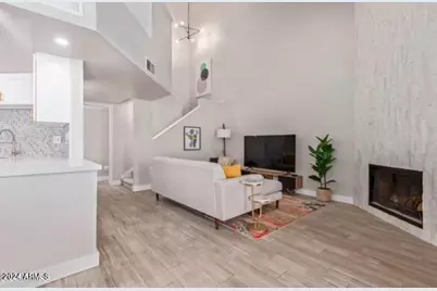 4328 N 36th Street #9, Phoenix, AZ 85018 - Photo 3