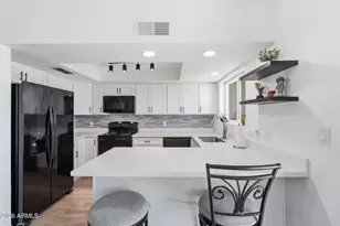 2524 S El Paradiso, Mesa, AZ 85202 - Photo 5