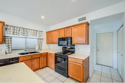 963 E Calle Del Norte --, Chandler, AZ 85225 - Photo 11