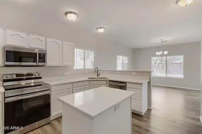 21917 N 70th Avenue, Glendale, AZ 85310 - Photo 13