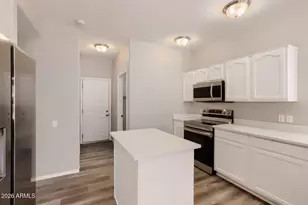 21917 N 70th Ave, Glendale, AZ 85310 - Photo 15
