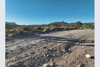 27211 N Pear Avenue #83, Meadview, AZ 86444 - Photo 7
