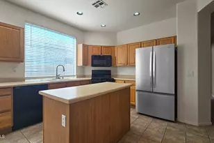 18651 W Sunrise Dr, Goodyear, AZ 85338 - Photo 7