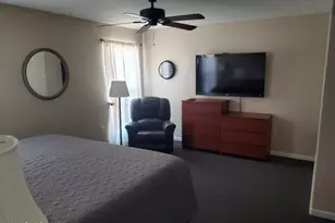 10841 W Acacia Dr, Sun City, AZ 85373 - Photo 11