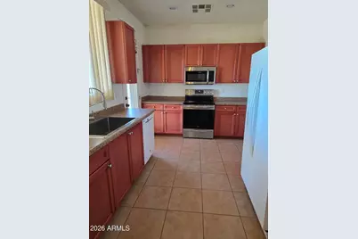 12600 W Diaz Drive, Arizona City, AZ 85123 - Photo 5