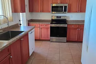 12600 W Diaz Dr, Arizona City, AZ 85123 - Photo 5
