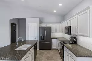 9627 E Sheena Dr, Scottsdale, AZ 85260 - Photo 11