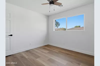 3327 W Charter Oak Road, Phoenix, AZ 85029 - Photo 9
