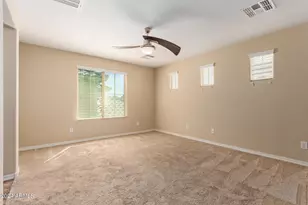 21244 N 36th Pl, Phoenix, AZ 85050 - Photo 23