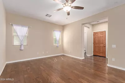 21244 N 36th Place, Phoenix, AZ 85050 - Photo 11