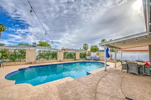 4215 W Hatcher Rd, Phoenix, AZ 85051 - Photo 45