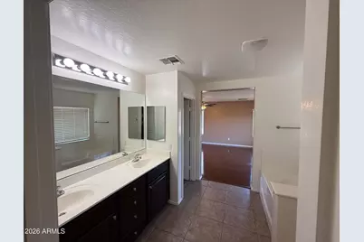 8821 S 40th Drive, Laveen, AZ 85339 - Photo 13