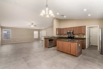 16214 W Young Street, Surprise, AZ 85374 - Photo 11