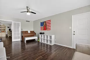 123 E Erie Dr, Tempe, AZ 85282 - Photo 17