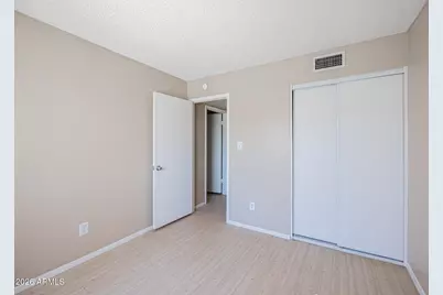 5214 N 42nd Parkway, Phoenix, AZ 85019 - Photo 15
