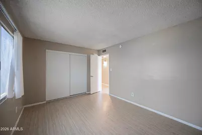 5214 N 42nd Parkway, Phoenix, AZ 85019 - Photo 11
