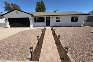 3654 W Carla Vista Dr, Chandler, AZ 85226 - Photo 1