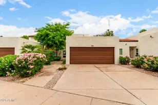 11615 N 40th Way, Phoenix, AZ 85028 - Photo 1