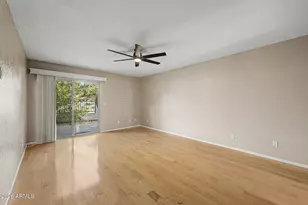 11615 N 40th Way, Phoenix, AZ 85028 - Photo 17