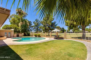 512 W Moon Valley Dr, Phoenix, AZ 85023 - Photo 11