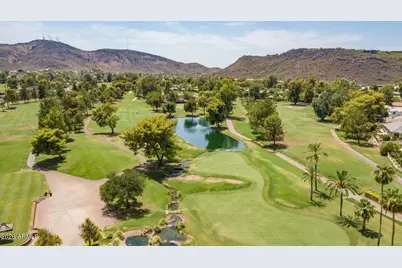 512 W Moon Valley Drive, Phoenix, AZ 85023 - Photo 15