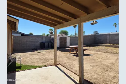 108 W Topeka Drive, Phoenix, AZ 85027 - Photo 11