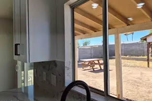 108 W Topeka Dr, Phoenix, AZ 85027 - Photo 19