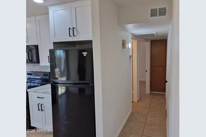 108 W Topeka Drive, Phoenix, AZ 85027 - Photo 7