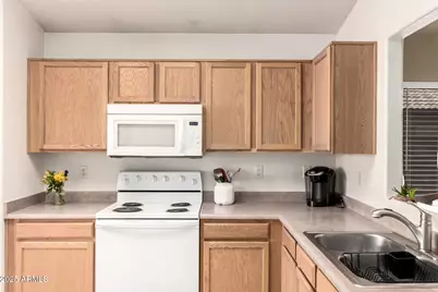 13421 W Ocotillo Lane, Surprise, AZ 85374 - Photo 15