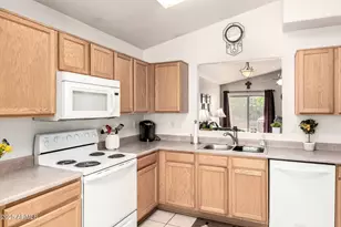 13421 W Ocotillo Ln, Surprise, AZ 85374 - Photo 13