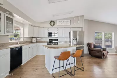 20120 E San Tan Boulevard, Queen Creek, AZ 85142 - Photo 11
