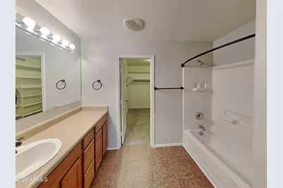 938 E Kelsi Avenue, San Tan Valley, AZ 85140 - Photo 9