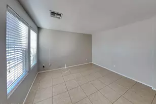 938 E Kelsi Ave, San Tan Valley, AZ 85140 - Photo 3