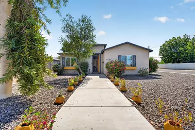 4401 N 19th Place, Phoenix, AZ 85016 - Photo 1